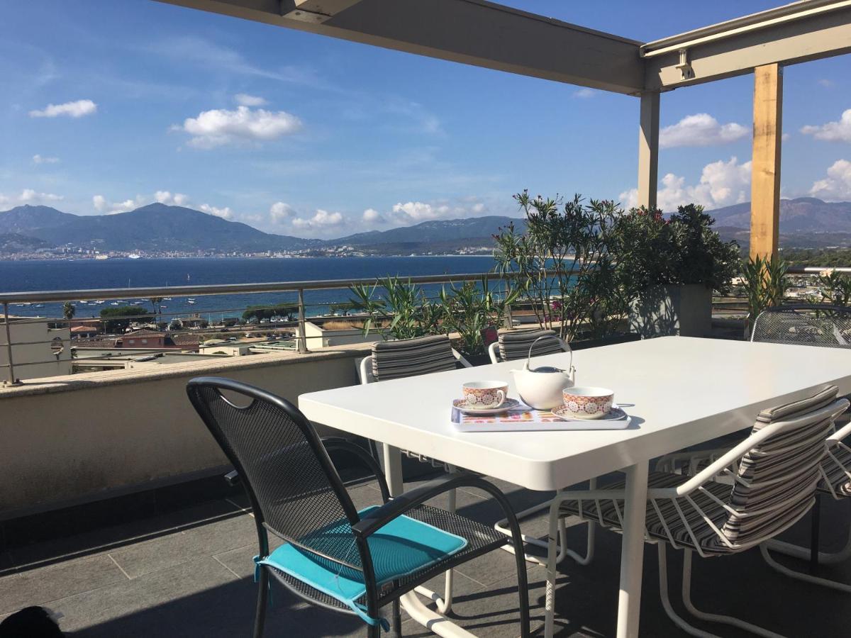 شقة Vue Magnifique Sur Baie Ajaccio بورْتِكْسْيو المظهر الخارجي الصورة