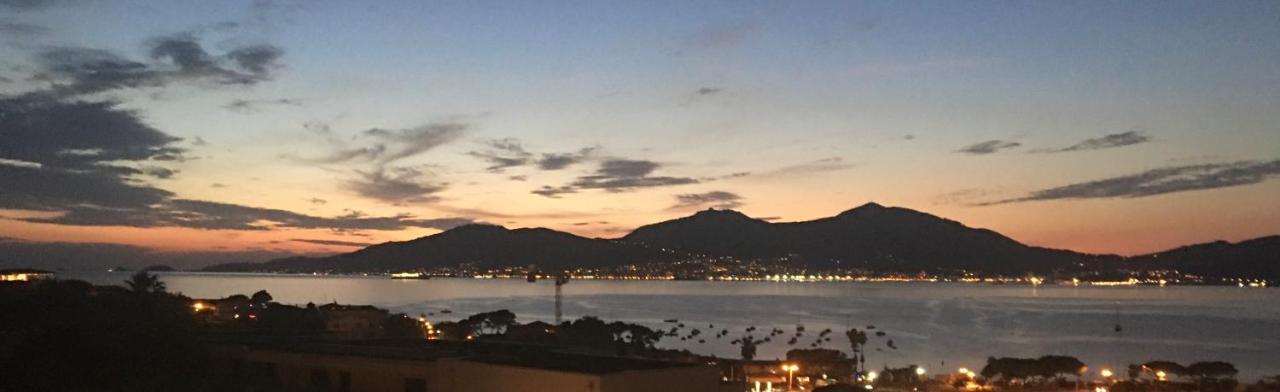 شقة Vue Magnifique Sur Baie Ajaccio بورْتِكْسْيو المظهر الخارجي الصورة