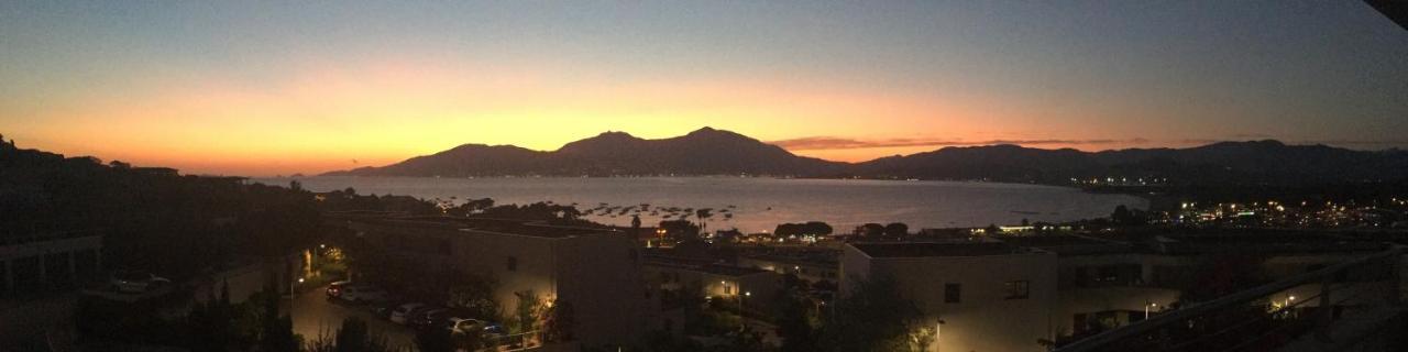 شقة Vue Magnifique Sur Baie Ajaccio بورْتِكْسْيو المظهر الخارجي الصورة